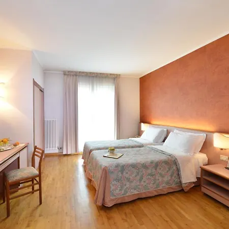 Hotel La Rocca Sport & Benessere 3*